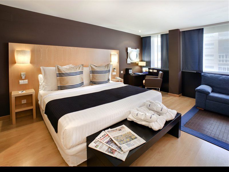 Occidental Hotel 4*